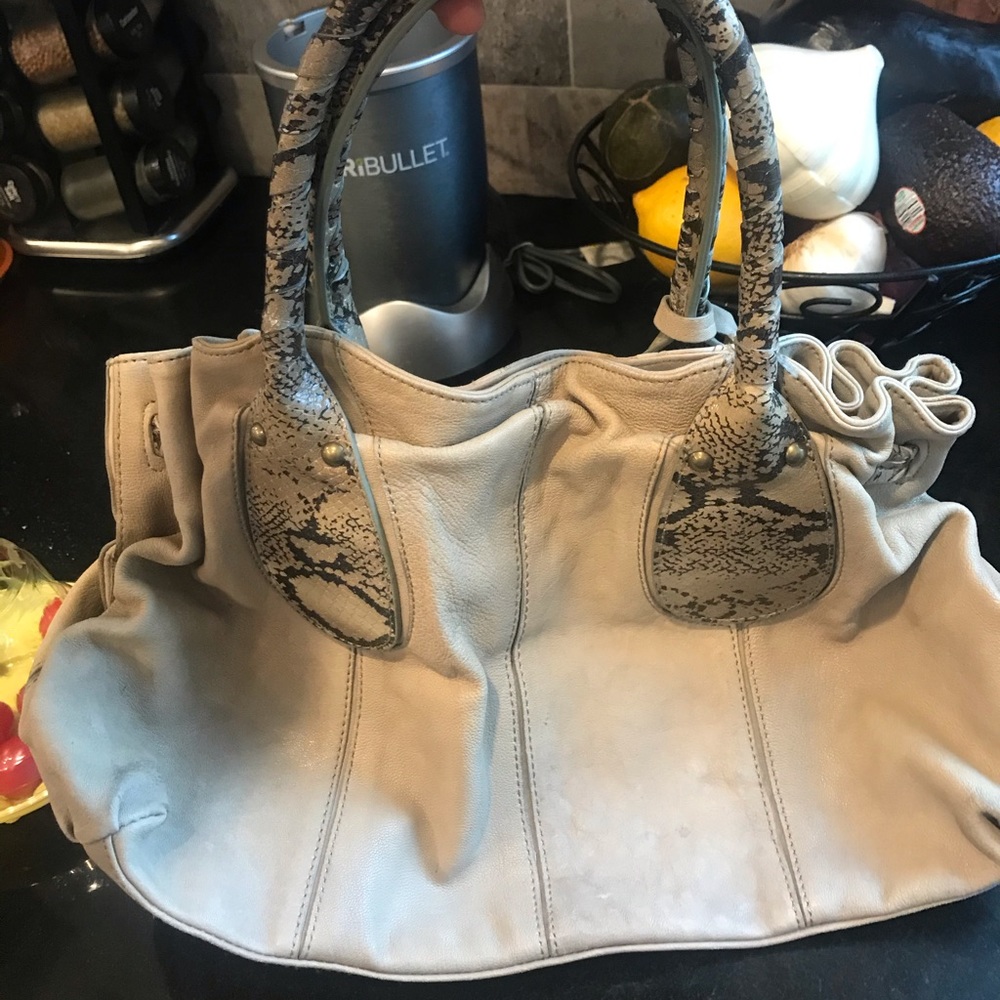 Kenneth Cole bag